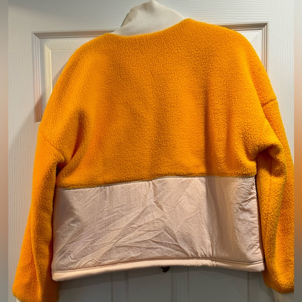 Trendy pullover sweater - Picture 2 of 4